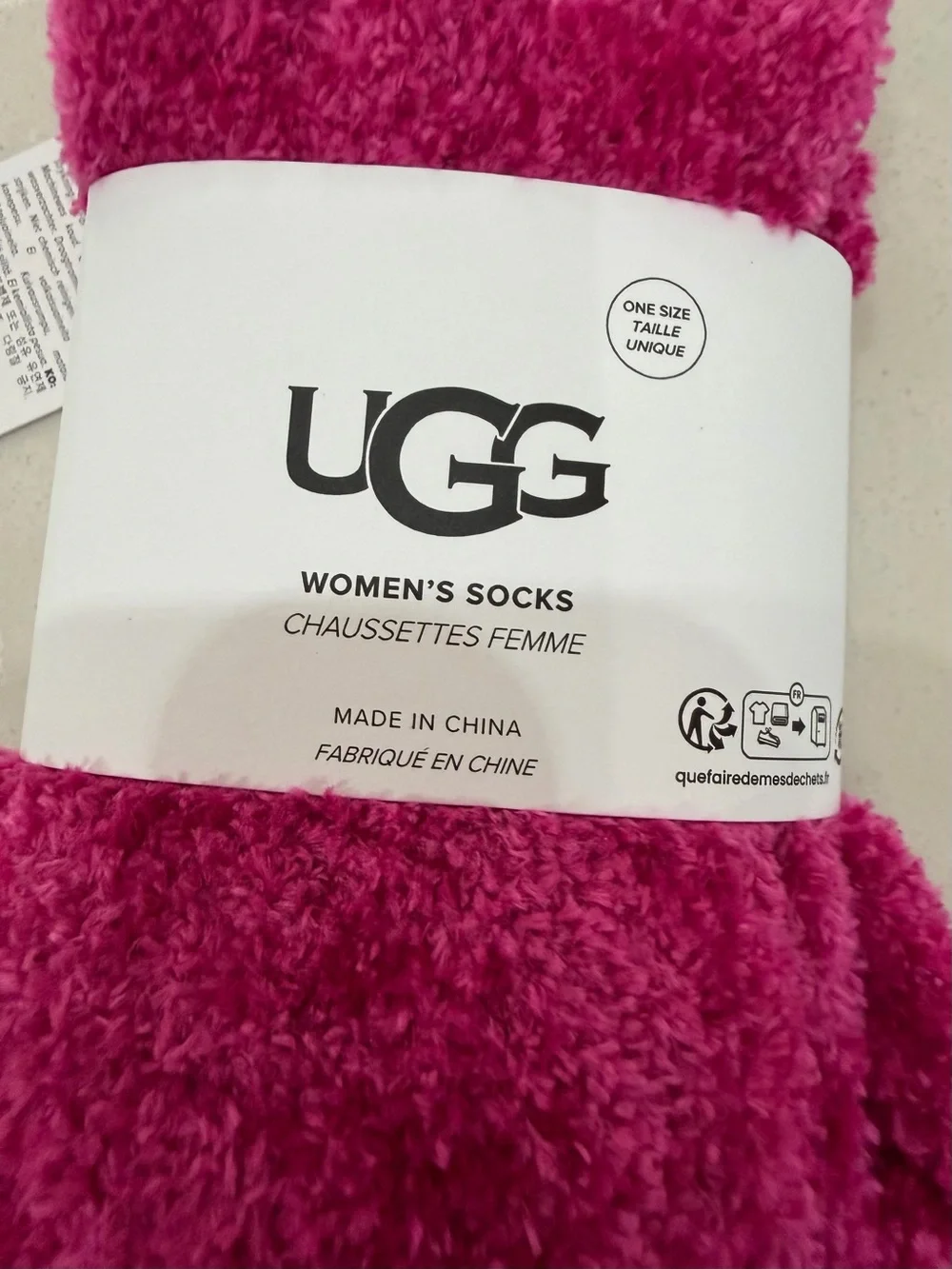 NWT UGG Leda Cozy Crew Socks Pink Fuchsia One Size